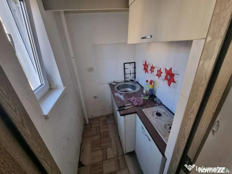 Apartament cu 2 camere semidecomandat în Tomis Nord