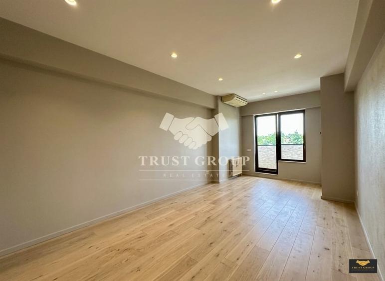 Apartament cu 4 camere decomandat, mobilat în Herăstrău