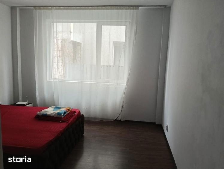Casă cu 4 camere cu Teren 400 Mp în Central