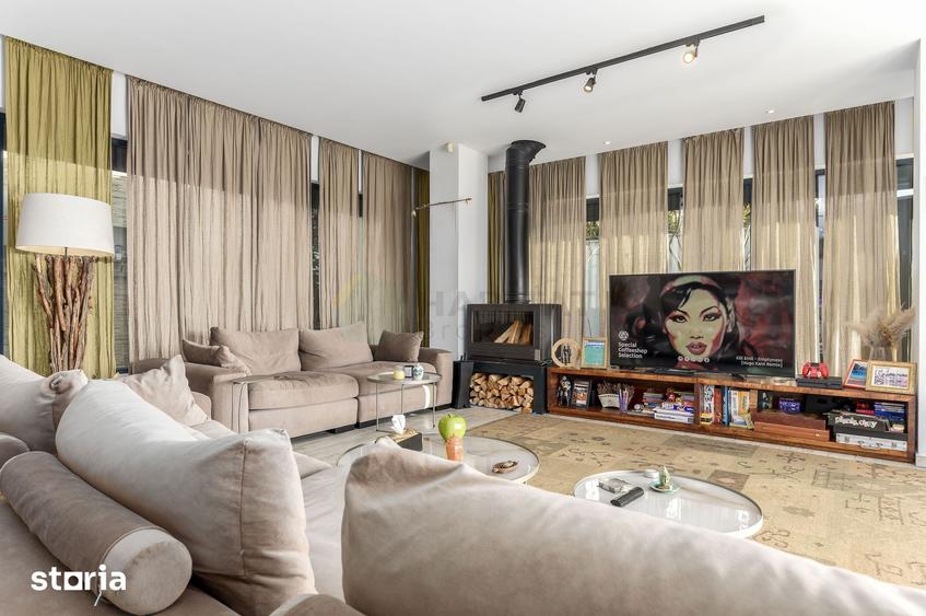 Casă cu 5 camere cu Teren 3000 Mp în Ciolpani