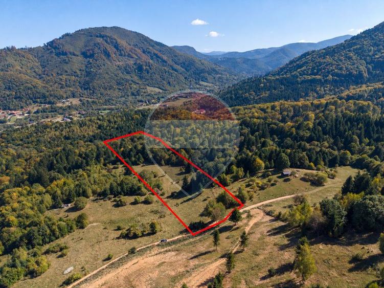 Teren Construcții de 9300 mp, în Glăjărie