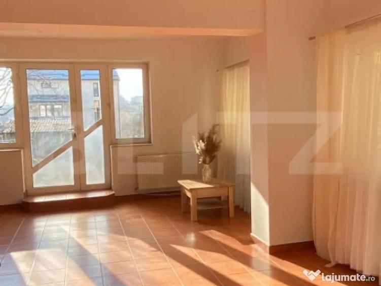 Casă cu 3 camere cu Teren 527 Mp în George Enescu