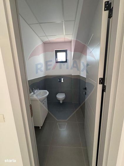 Spațiu comercial, de 550 mp, în Central