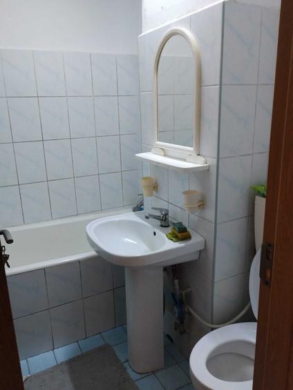 Apartament cu 2 camere decomandat în Berceni
