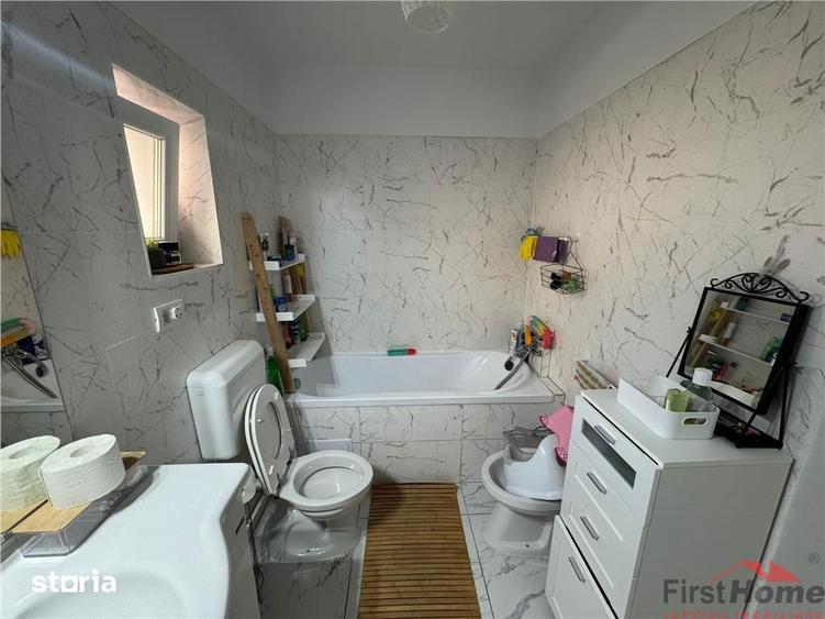 Casă cu 3 camere cu Canalizare în Sud