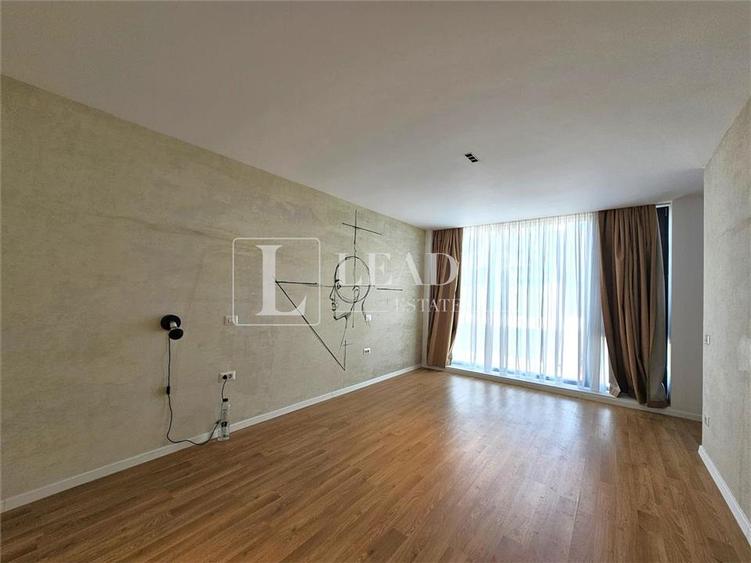 Duplex cu 5 camere cu Garaj în Pipera