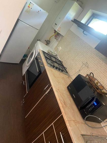 Apartament cu 2 camere decomandat în Zorilor