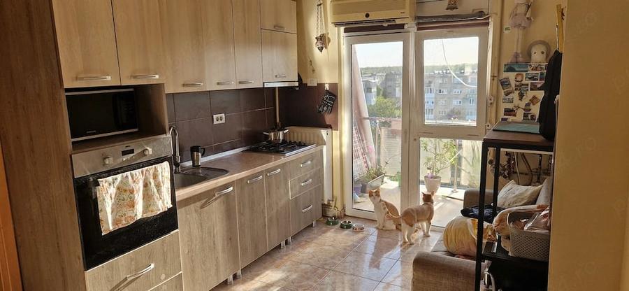 Apartament cu 2 camere decomandat în Alfa