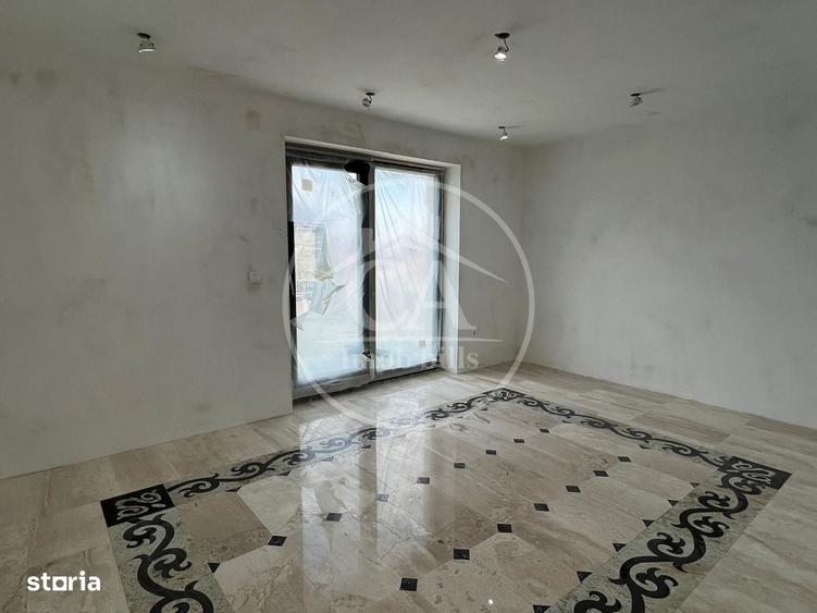 Casa de vanzare P+E+M cu 7 camere in Cartierul Grigorescu, Oradea - 9