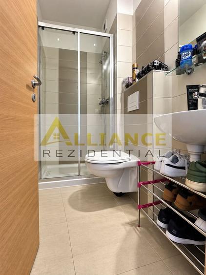 Apartament cu 3 camere decomandat în Prelungirea Ghencea