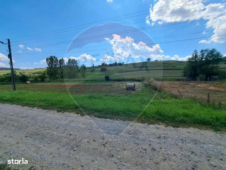 Teren de 2000 mp, în Central