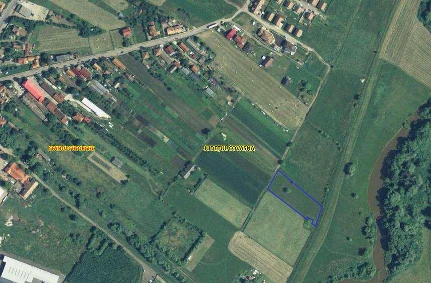 Teren agricol extravilan de 1450 mp, în Nord-Est