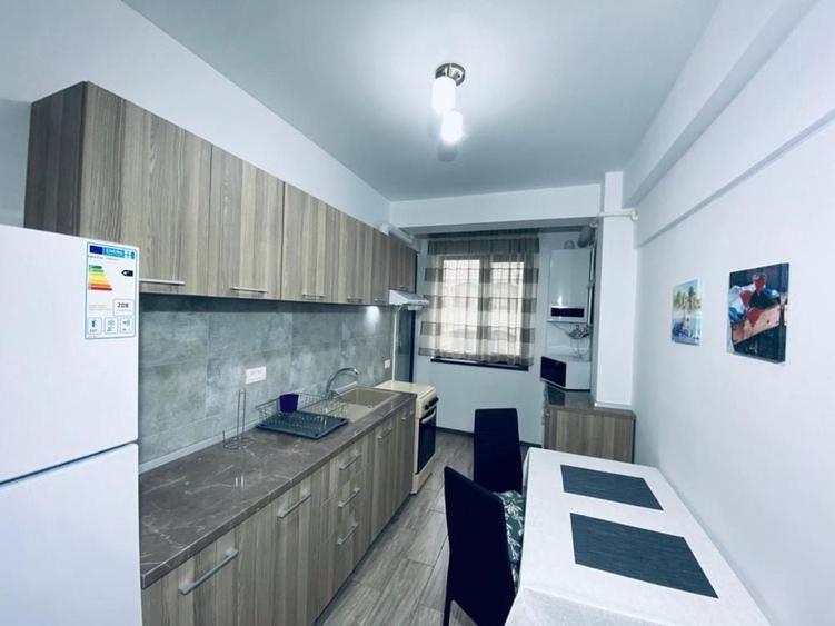 Apartament cu 3 camere decomandat în Nord