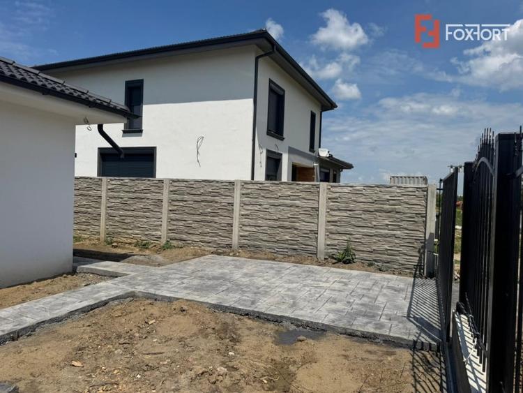Duplex cu 3 camere cu Teren 300 Mp în Moșnița Nouă