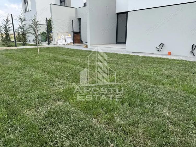 Casă cu Teren 240 Mp în Giarmata