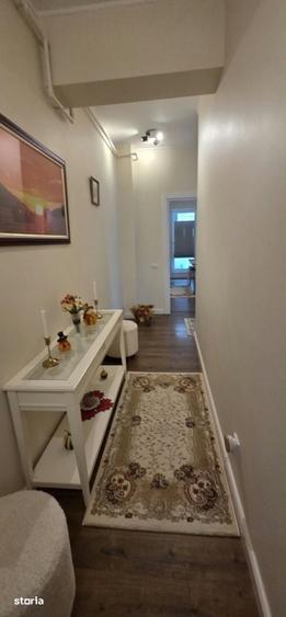 Apartament cu 3 camere decomandat în Craiovei