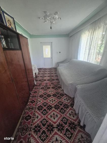 Casă cu 3 camere cu Teren 1132 Mp în Tomești