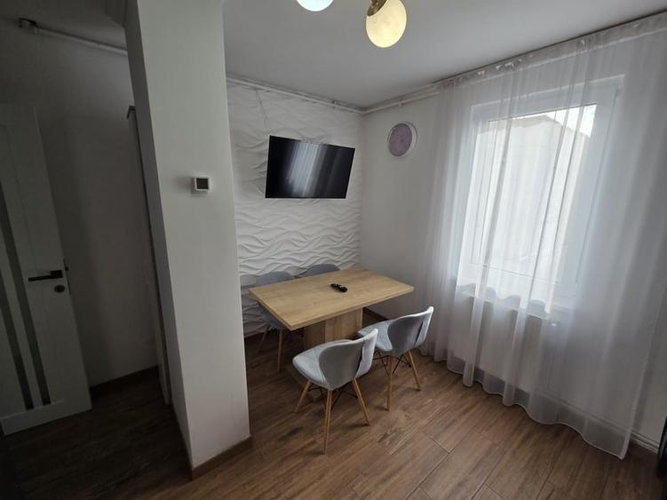Apartament cu 2 camere decomandat, mobilat în Unirii