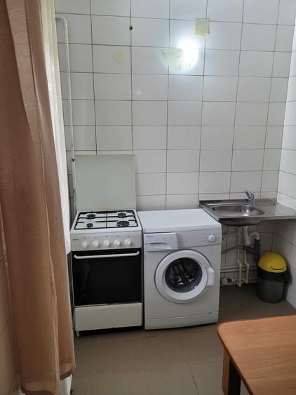 Garsonieră semidecomandată în Podul de Fier