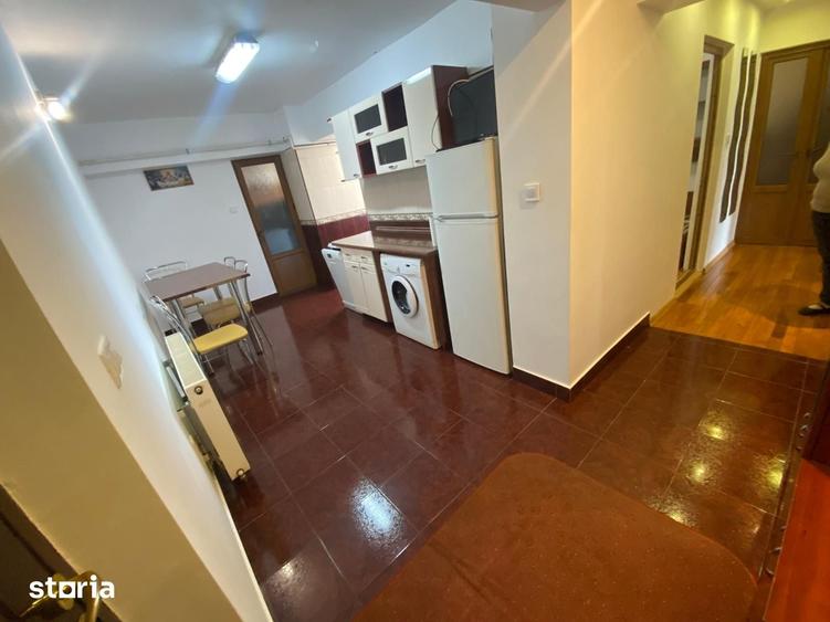 Apartament cu 4 camere în Central
