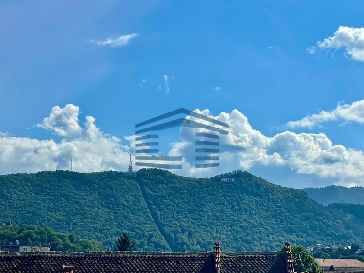 Casă individuală cu 3 camere cu Canalizare în Brașovul Vechi