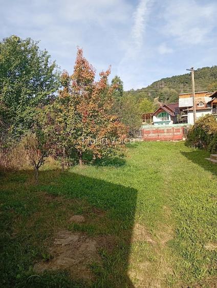 Teren de 900 mp, în Brânzari