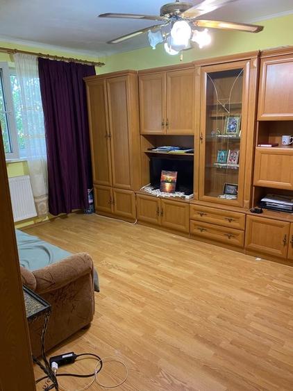 Apartament cu 2 camere semidecomandat în Iancului