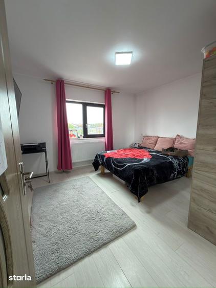 Casă cu 3 camere cu Teren 500 Mp în Central