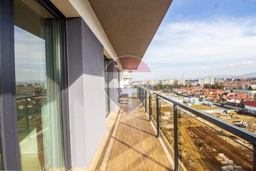 Apartament cu 3 camere decomandat, mobilat în Central