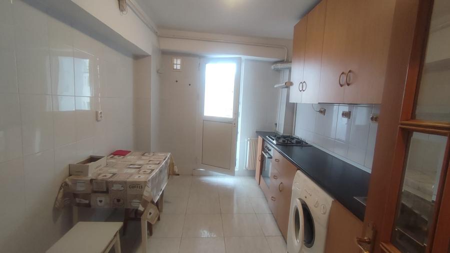 Apartament cu 2 camere în Micro 21