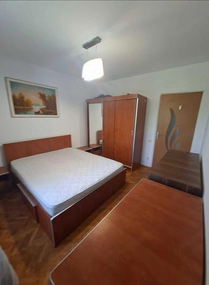 Apartament cu 4 camere nedecomandat în Lujerului