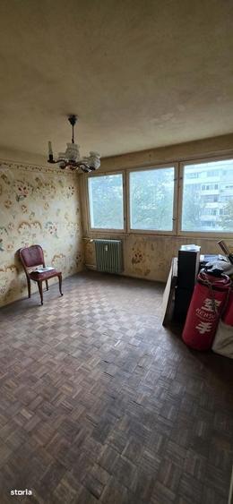 Apartament cu 2 camere decomandat în Drumul Găzarului