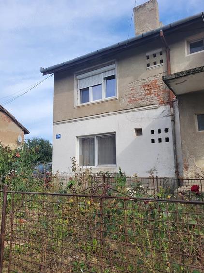 Apartament cu 2 camere decomandat în Aștileu