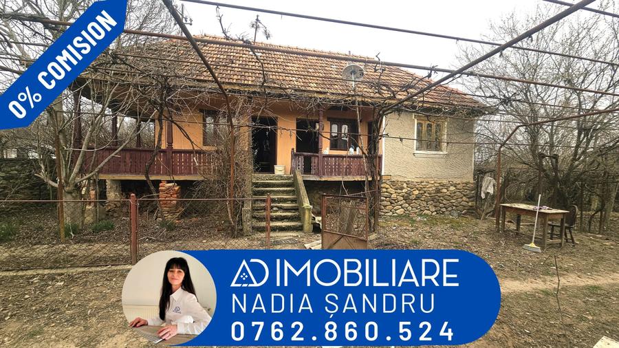 Casă individuală cu 3 camere cu Canalizare în Rasovița