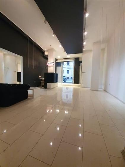 Spațiu comercial, de 146 mp, în Central