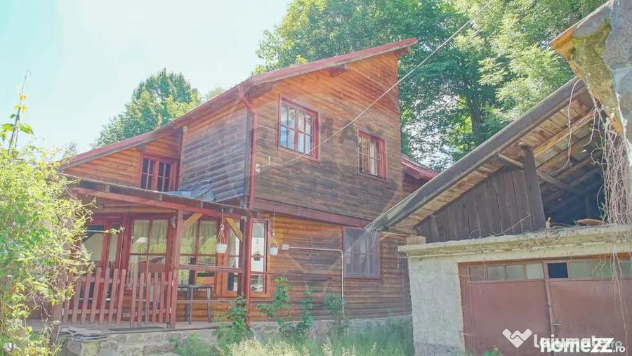 Casă cu 5 camere cu Teren 511 Mp în Bran