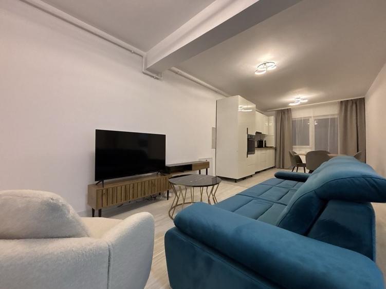 Apartament cu 2 camere decomandat în Florești
