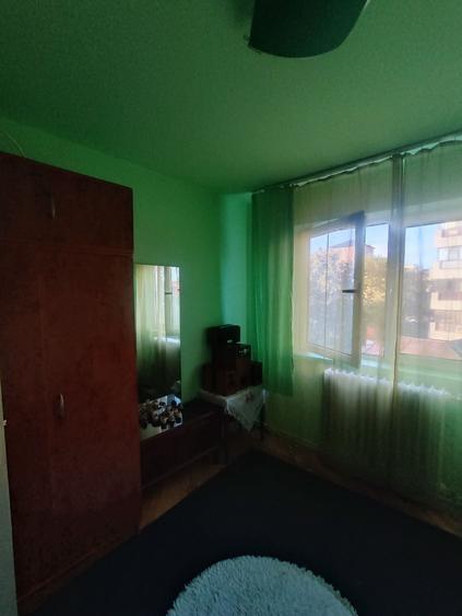 Inchiriere apartament cu 2 camere decomandate - 2