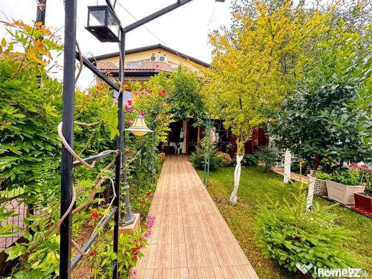 Casă cu 5 camere cu Teren 157 Mp în Central
