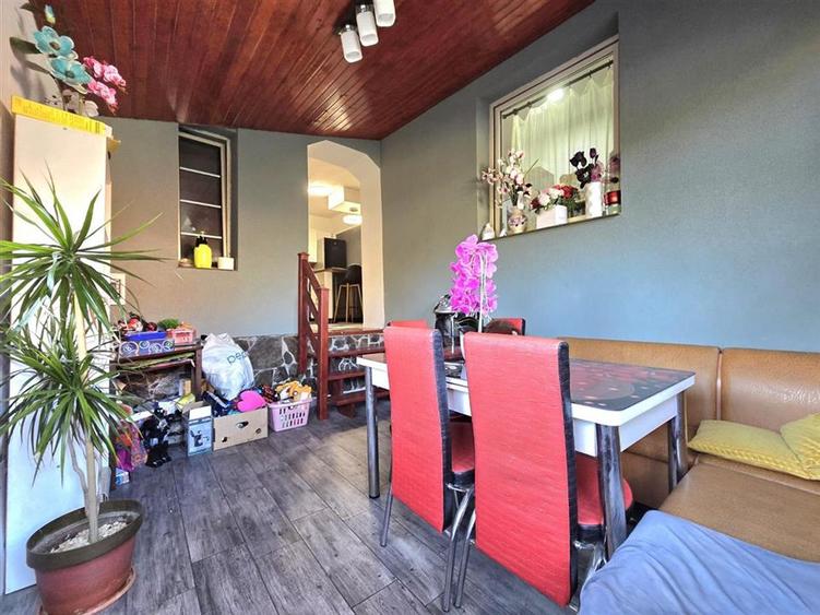Casă individuală cu 4 camere cu Teren 549 Mp în Podgoria