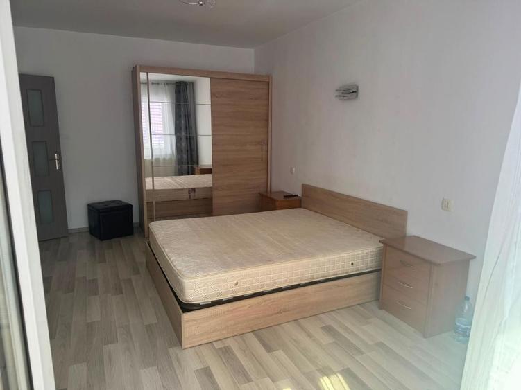Garsonieră decomandată, mobilată în Vitan-Bârzești