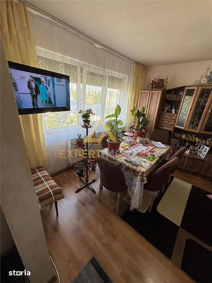 Apartament cu 2 camere semidecomandat în Republicii
