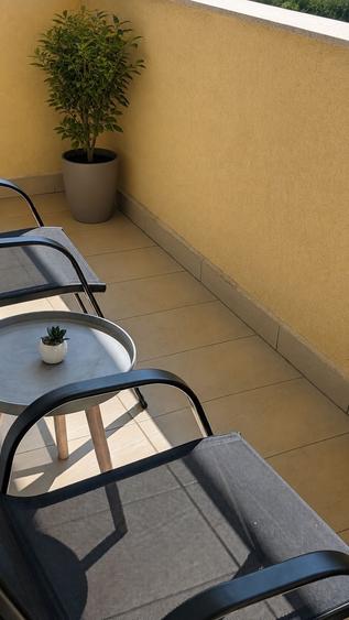 Apartament cu 2 camere decomandat în Exterior Vest