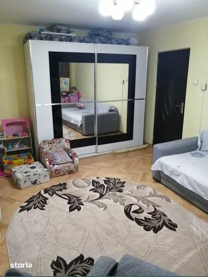 Inchiriez apartament 2 camere - 7