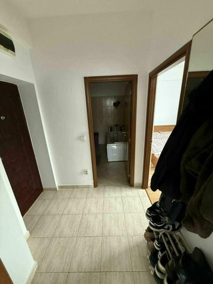 Apartament cu 2 camere semidecomandat în Semicentral