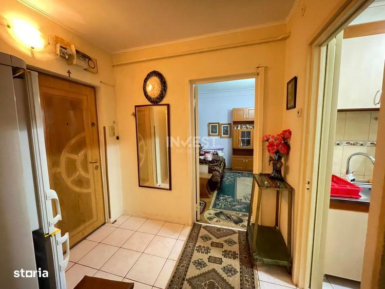 Apartament cu 2 camere decomandat în Podu Roș — fotografia 1