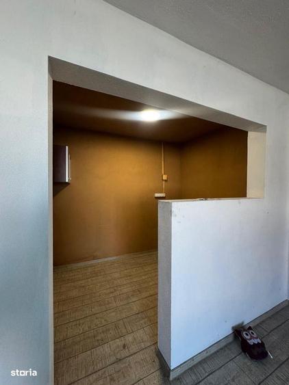 Spațiu comercial, de 250 mp, în Vladimirescu