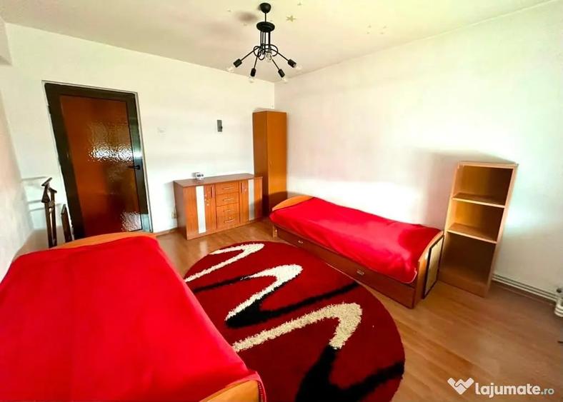 Apartament cu 2 camere decomandat în Sud