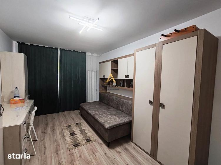 Garsonieră decomandată în Sud