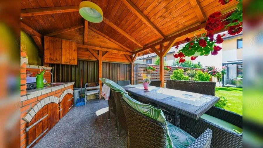 Casă cu Teren 452 Mp în Gheorgheni